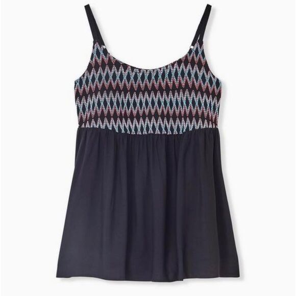 Torrid Babydoll Challis Embroidered Smocked Cami top plus size 1X - Picture 1 of 9